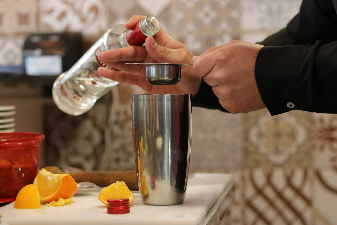 熊试管代生的孩子买100瓶茅台酒（小孩买茅台）